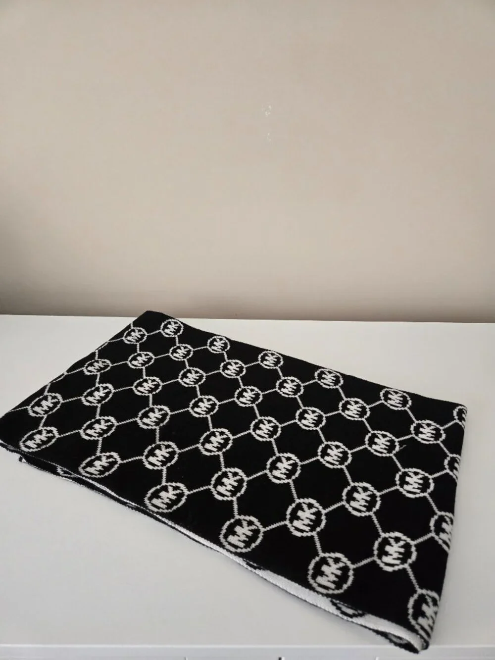 Michael Kors Reversible Scarf - NWOT